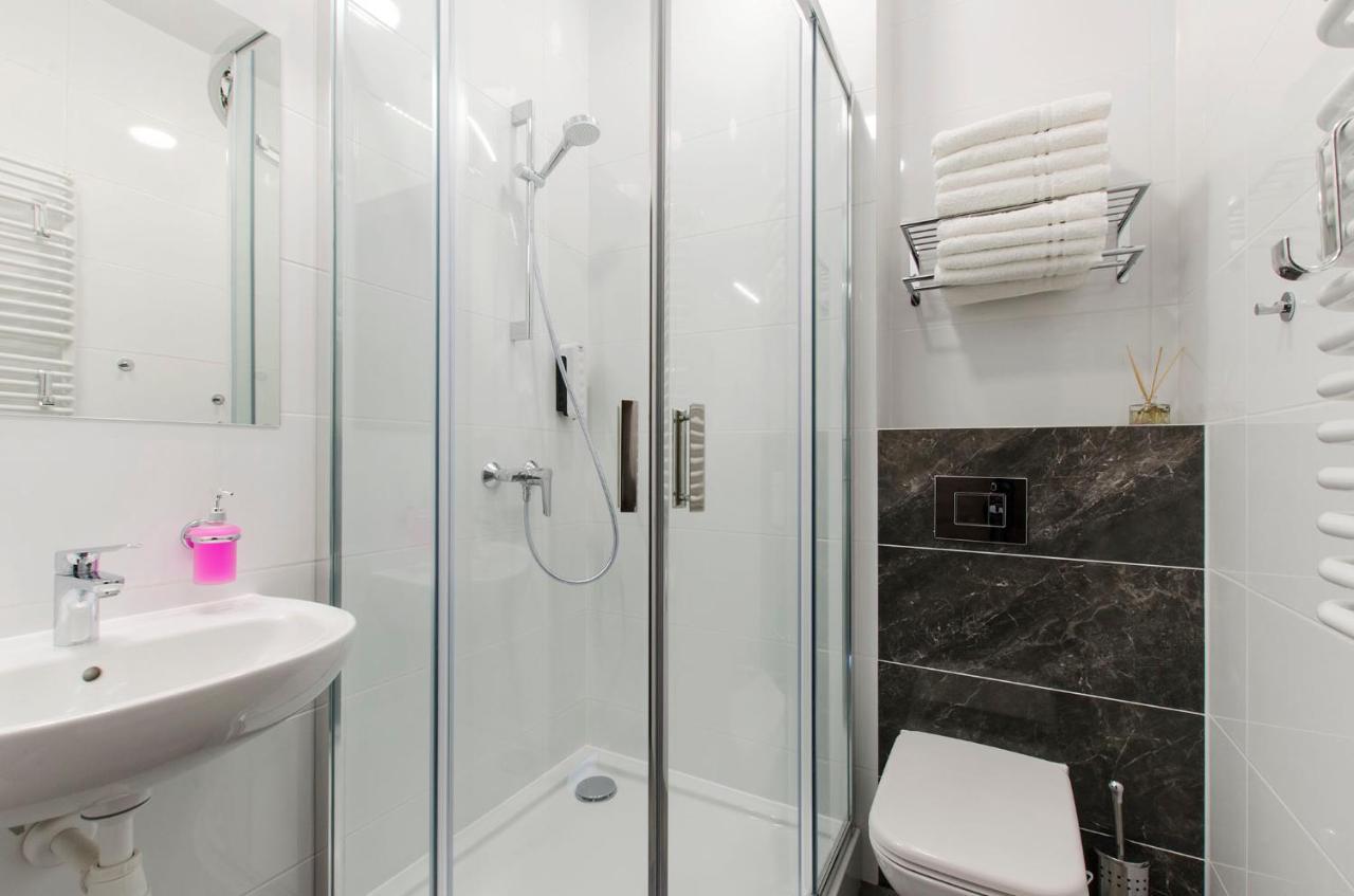 Bema Rooms Lodź Bagian luar foto