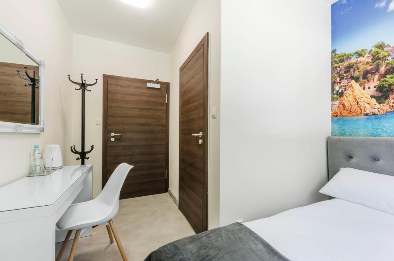Bema Rooms Lodź Bagian luar foto